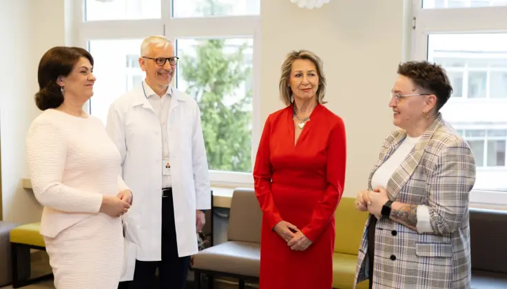 Kai gydo ne tik vaistai, bet ir juokas: Santaros klinikose vaikai įveikia vėžį